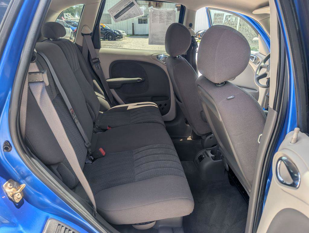 Used 2005 Chrysler PT Cruiser Touring FWD image 12