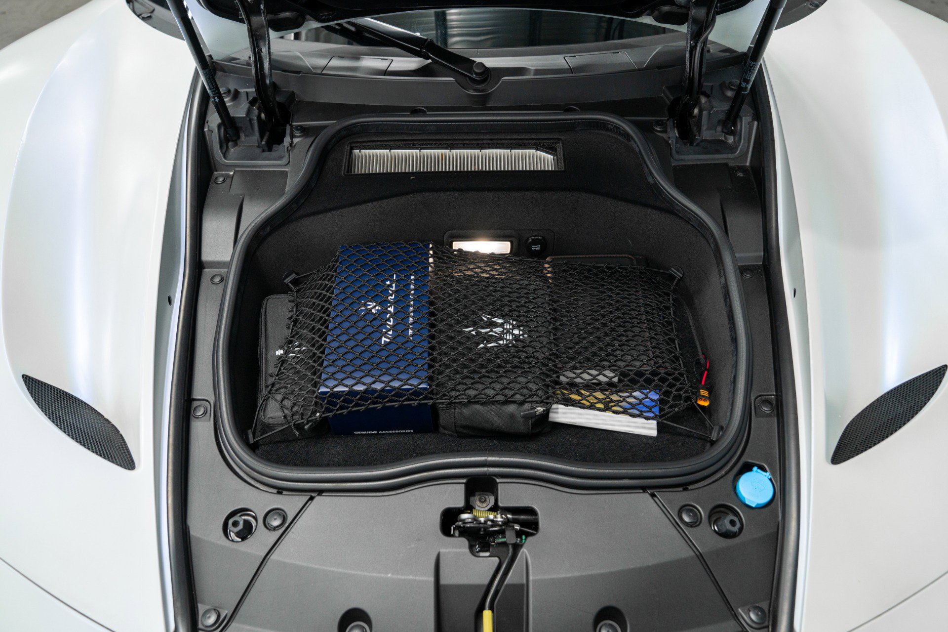 Used 2023 Maserati MC20 Spyder RWD image 11