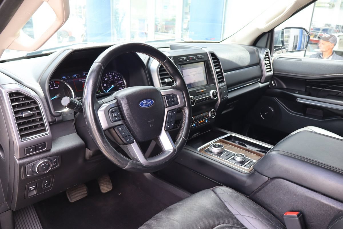 Used 2019 Ford Expedition Platinum AWD/4WD image 14