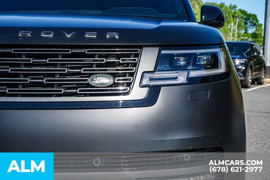 Used 2024 Land Rover Range Rover Long Wheelbase SE AWD/4WD image 11