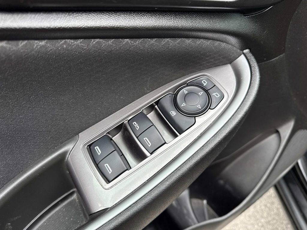 Used 2023 Chevrolet Malibu LT image 11
