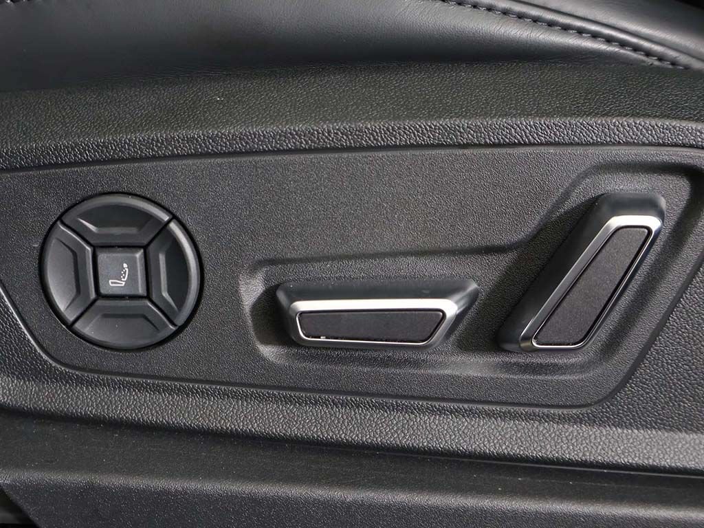 Used 2024 Audi Q8 e-tron Prestige w/ Prestige Package AWD/4WD image 39