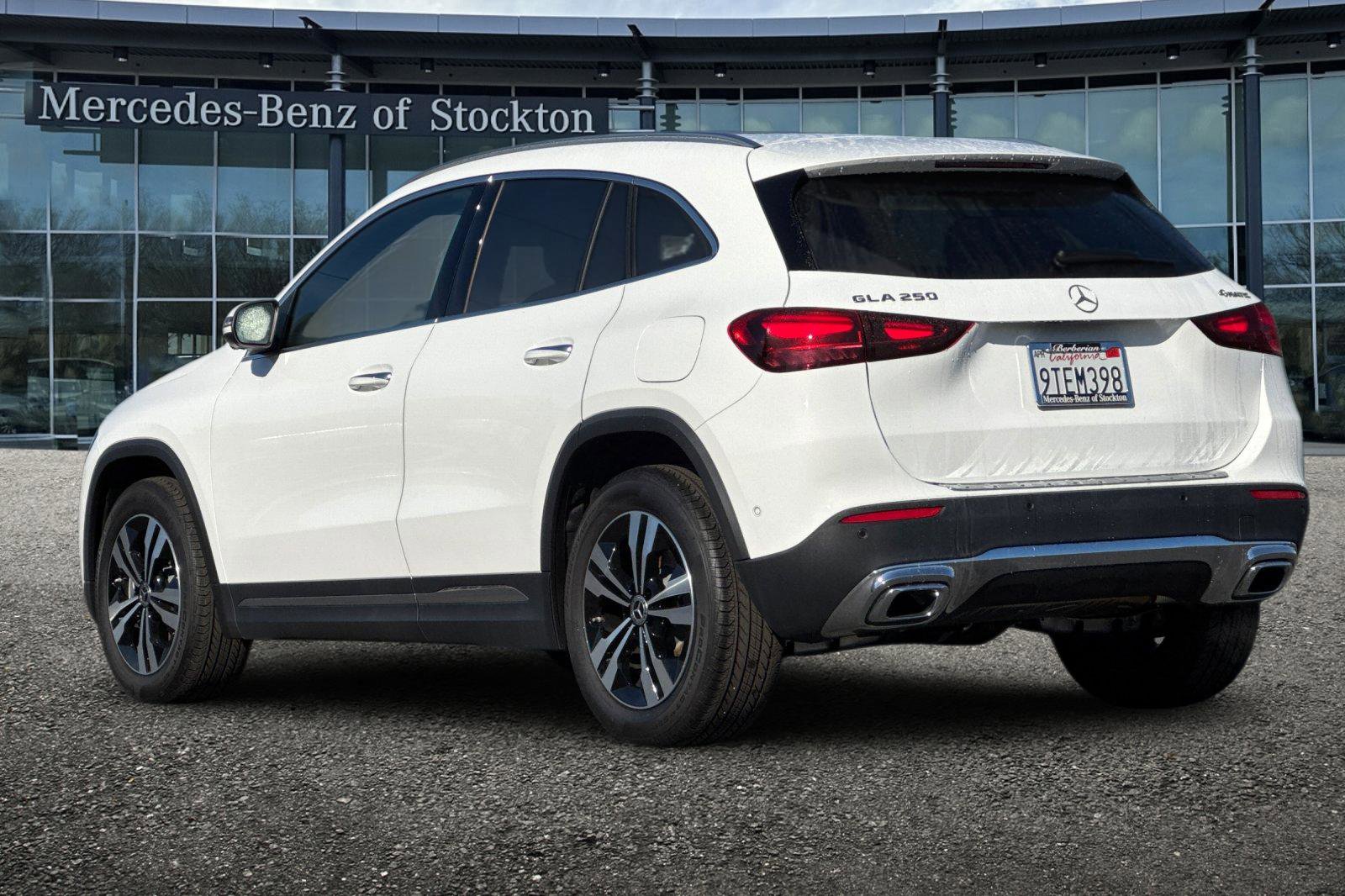 Certified 2025 Mercedes-Benz GLA 250 4MATIC image 6