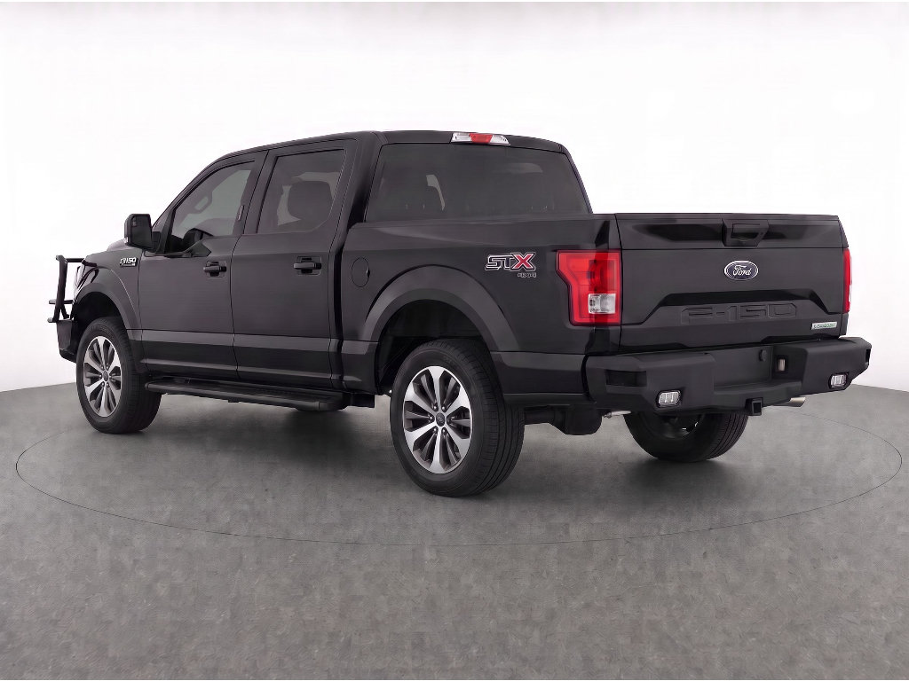 Used 2018 Ford F150 XL w/ Equipment Group 101A Mid AWD/4WD image 4