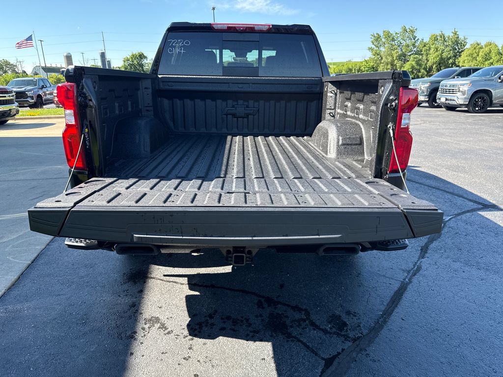 New 2026 Chevrolet Silverado 1500 High Country w/ Midnight Edition AWD/4WD image 30