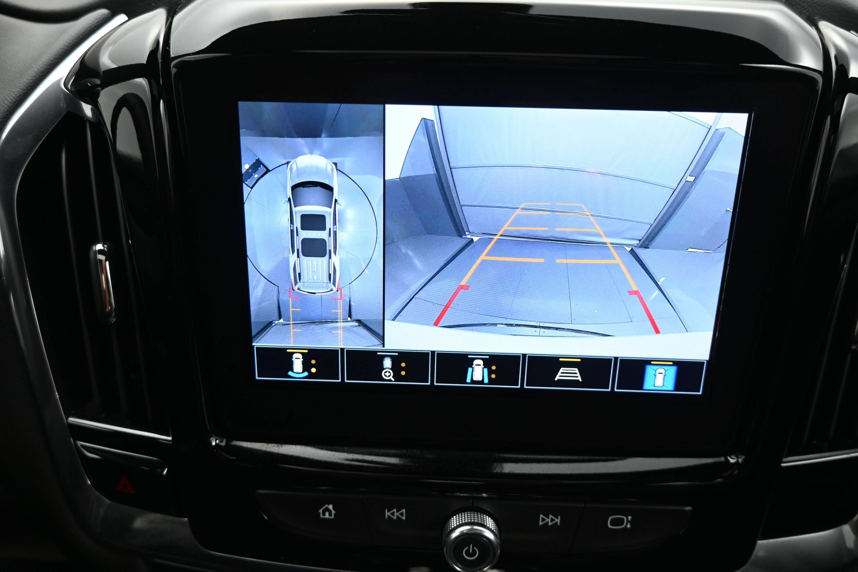 Certified 2023 Chevrolet Traverse RS AWD/4WD image 18