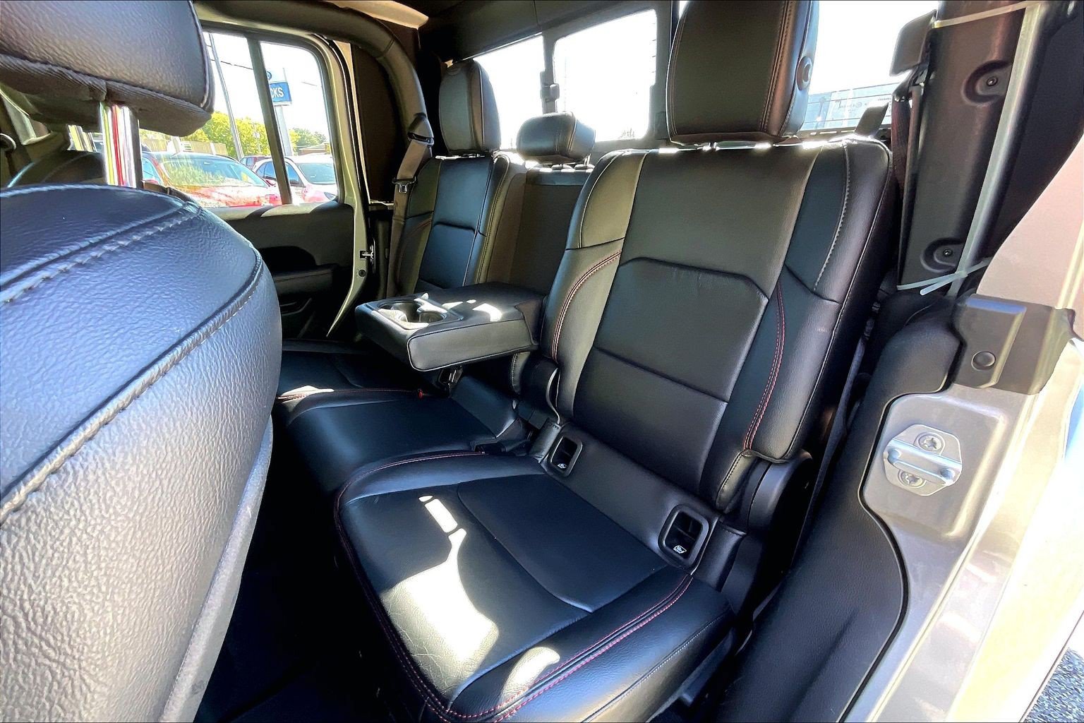 Used 2020 Jeep Gladiator Rubicon AWD/4WD image 26