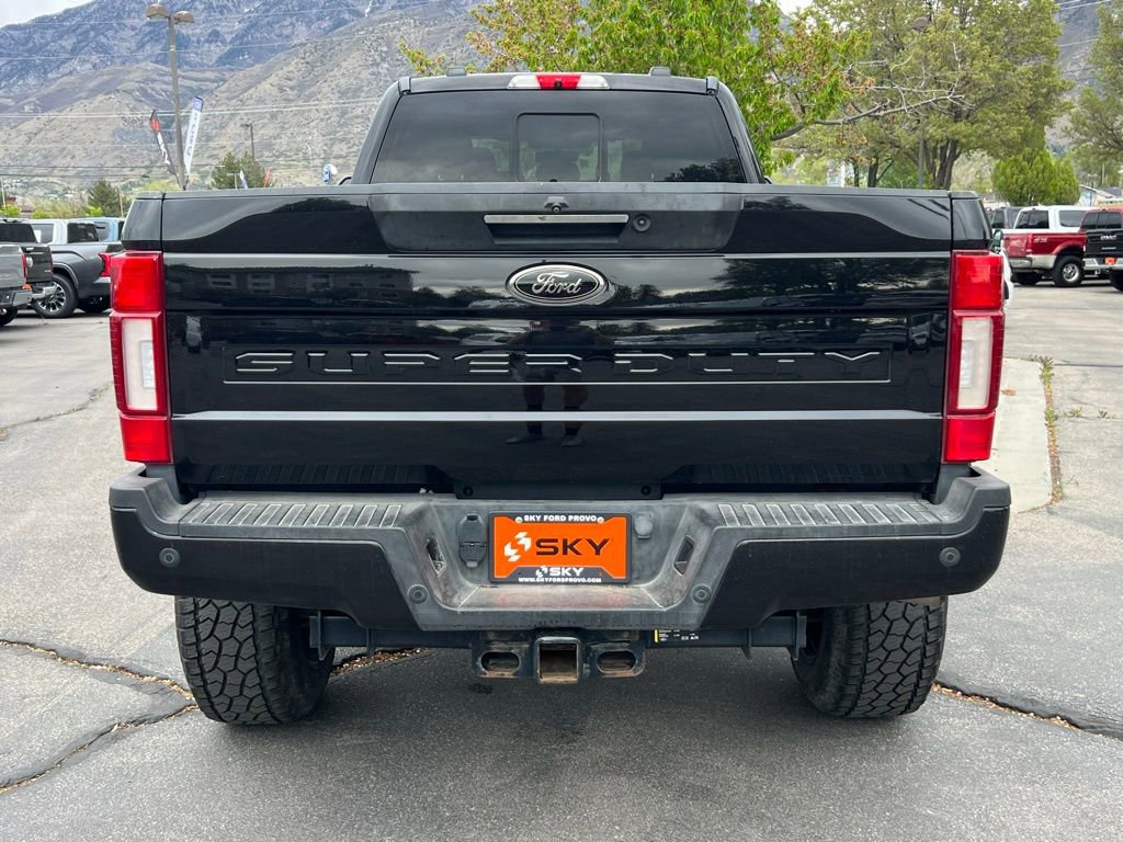 Used 2022 Ford F350 Lariat w/ Black Appearance Package AWD/4WD image 10