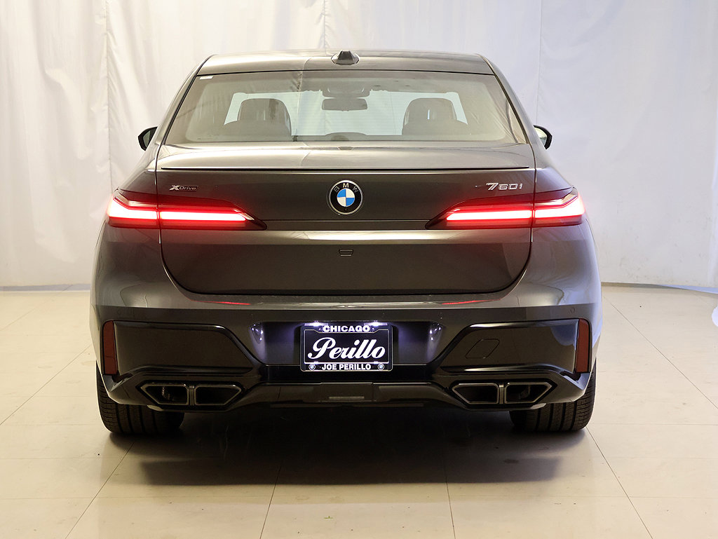 New 2026 BMW 760i xDrive w/ Executive Package AWD/4WD image 7
