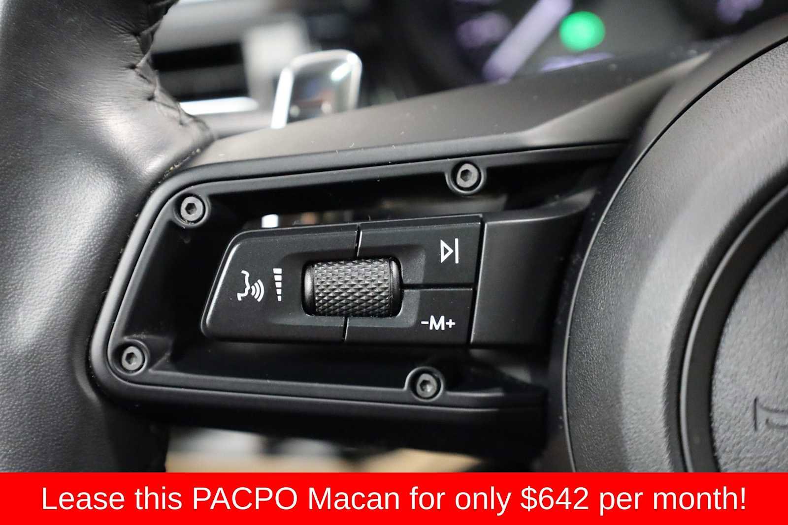 Certified 2024 Porsche Macan image 27