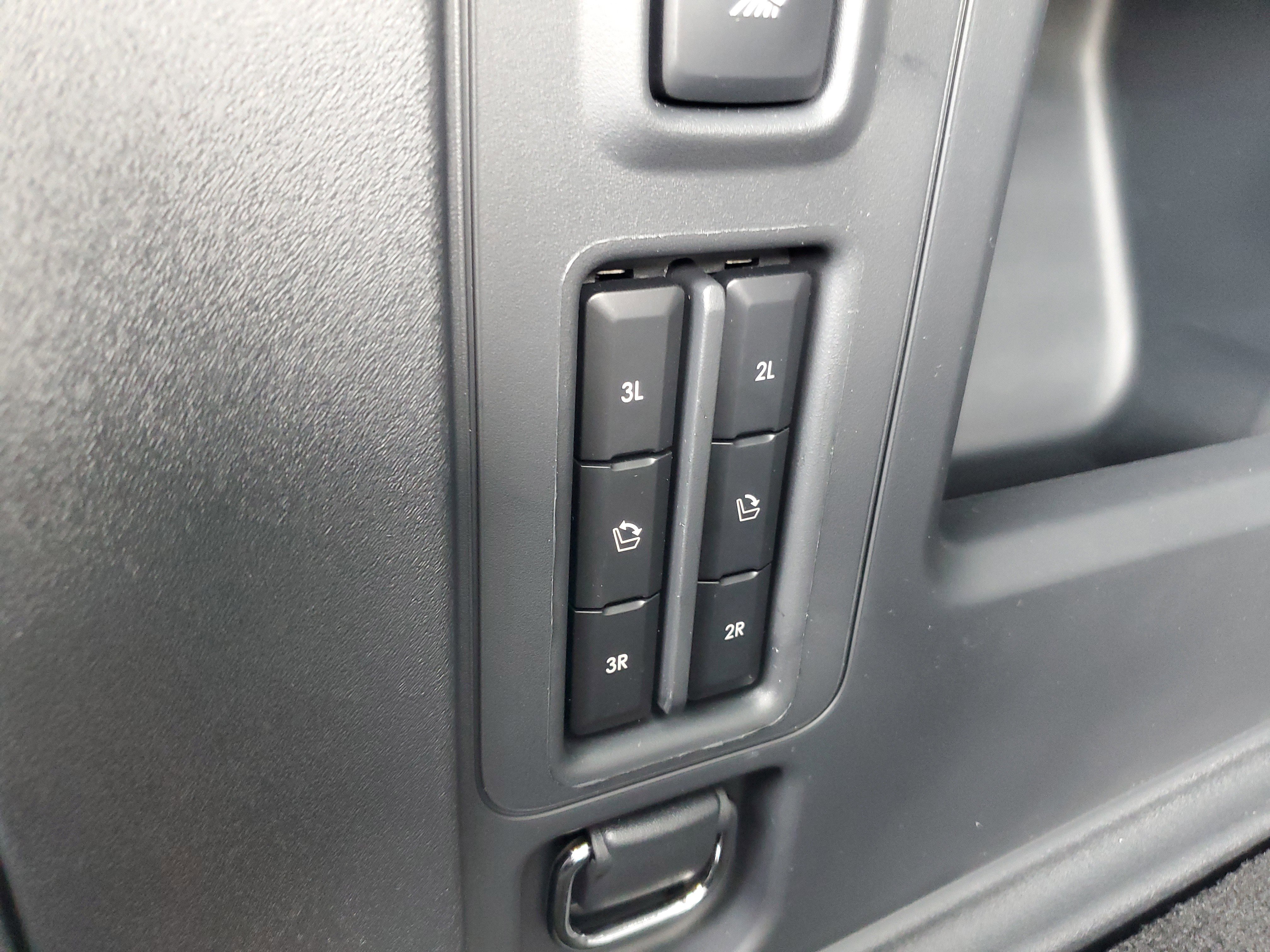 New 2025 Lincoln Navigator Reserve w/ Jet Appearance Package image 34