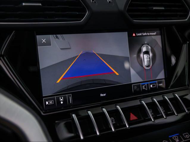 Used 2021 Lamborghini Urus image 33