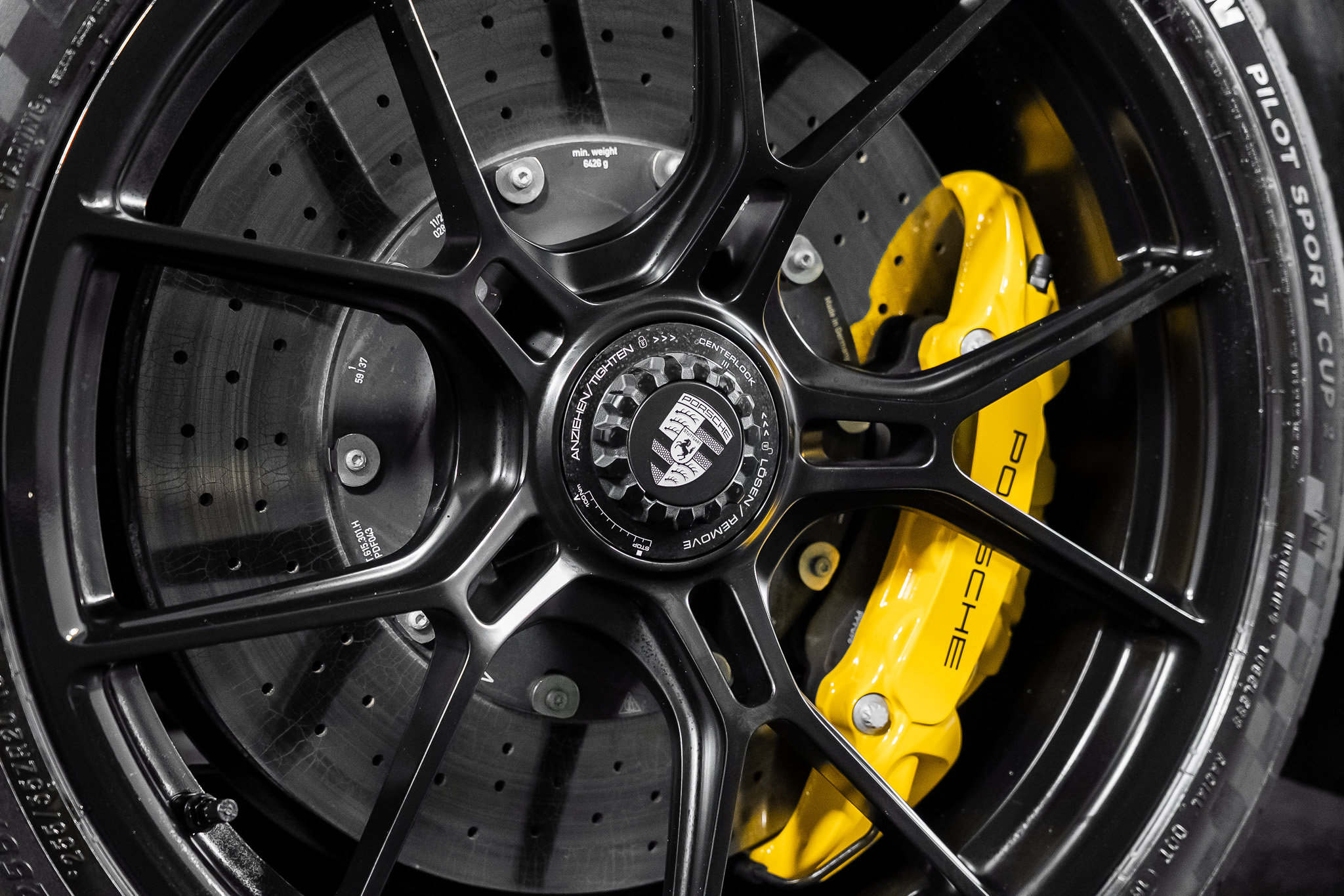 Used 2025 Porsche 911 GT3 RWD image 16