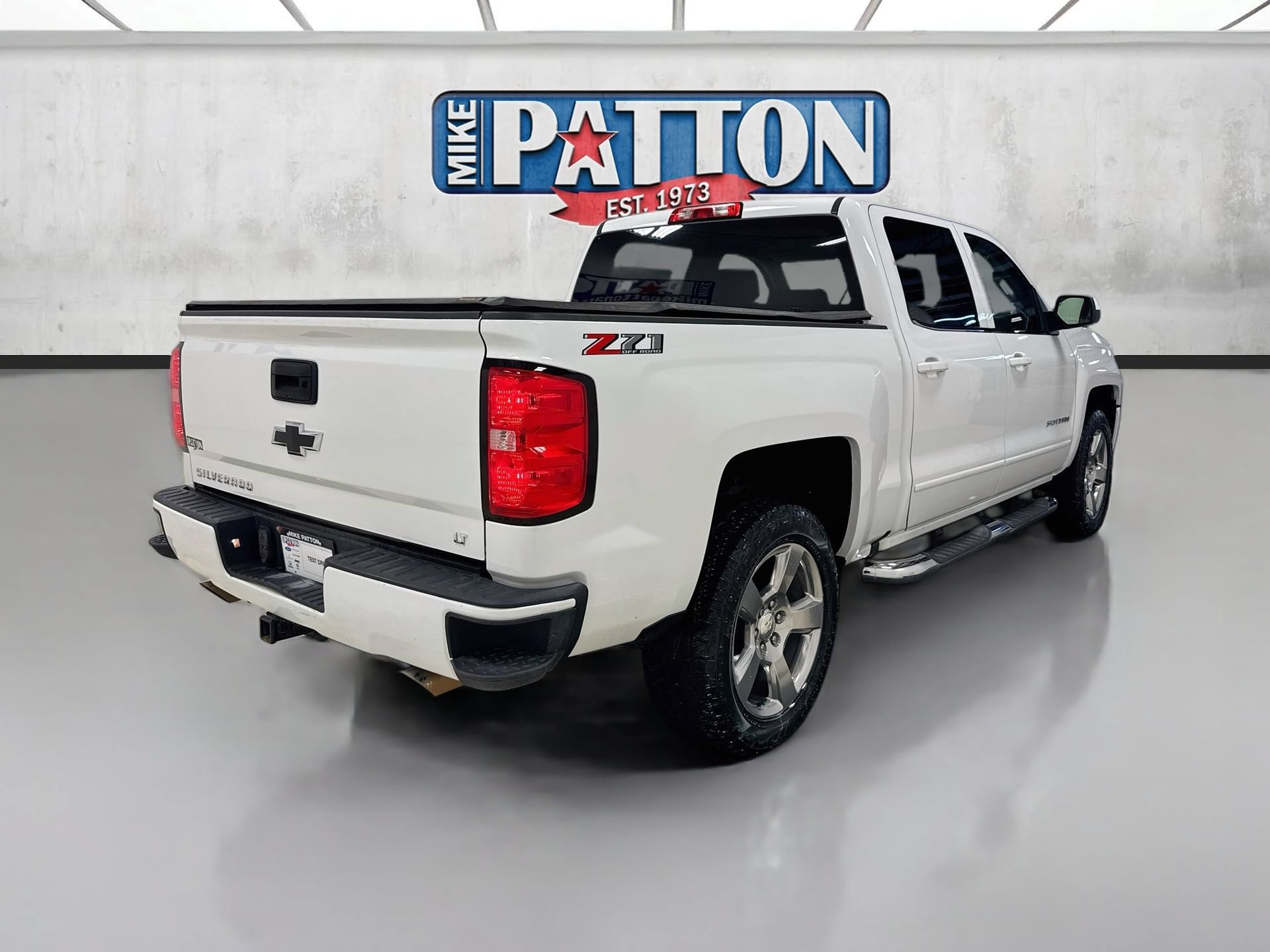 Used 2018 Chevrolet Silverado 1500 LT w/ All Star Edition AWD/4WD image 7
