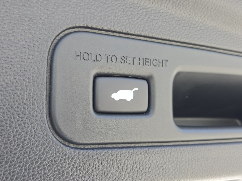 Used 2024 Acura MDX w/ Technology Package FWD image 20