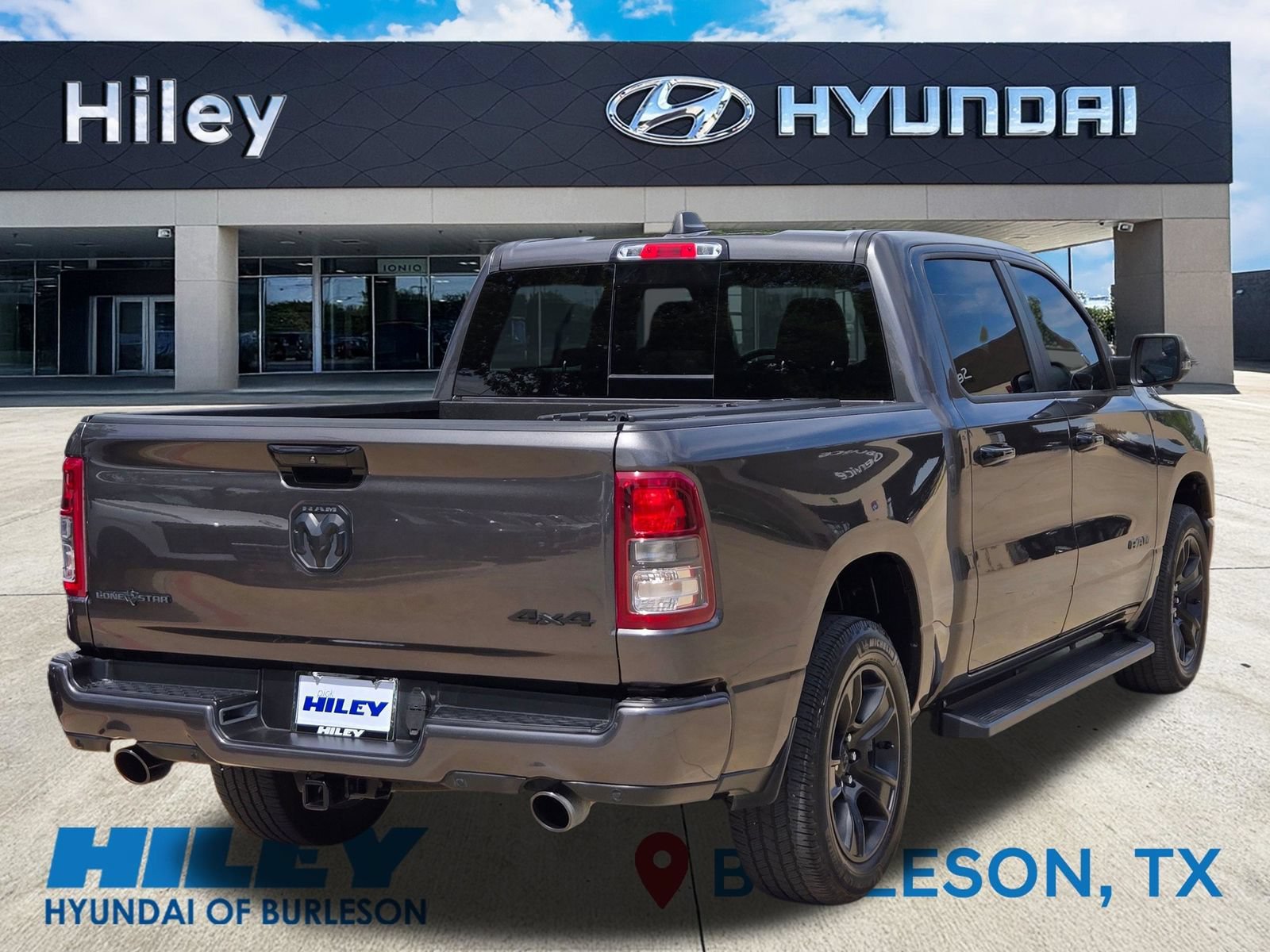 Used 2024 RAM 1500 Lone Star AWD/4WD image 4