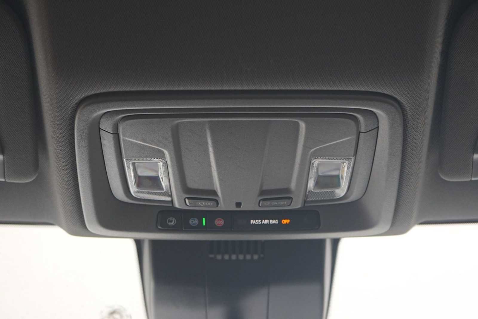 Used 2023 Chevrolet Silverado 1500 Custom AWD/4WD image 25