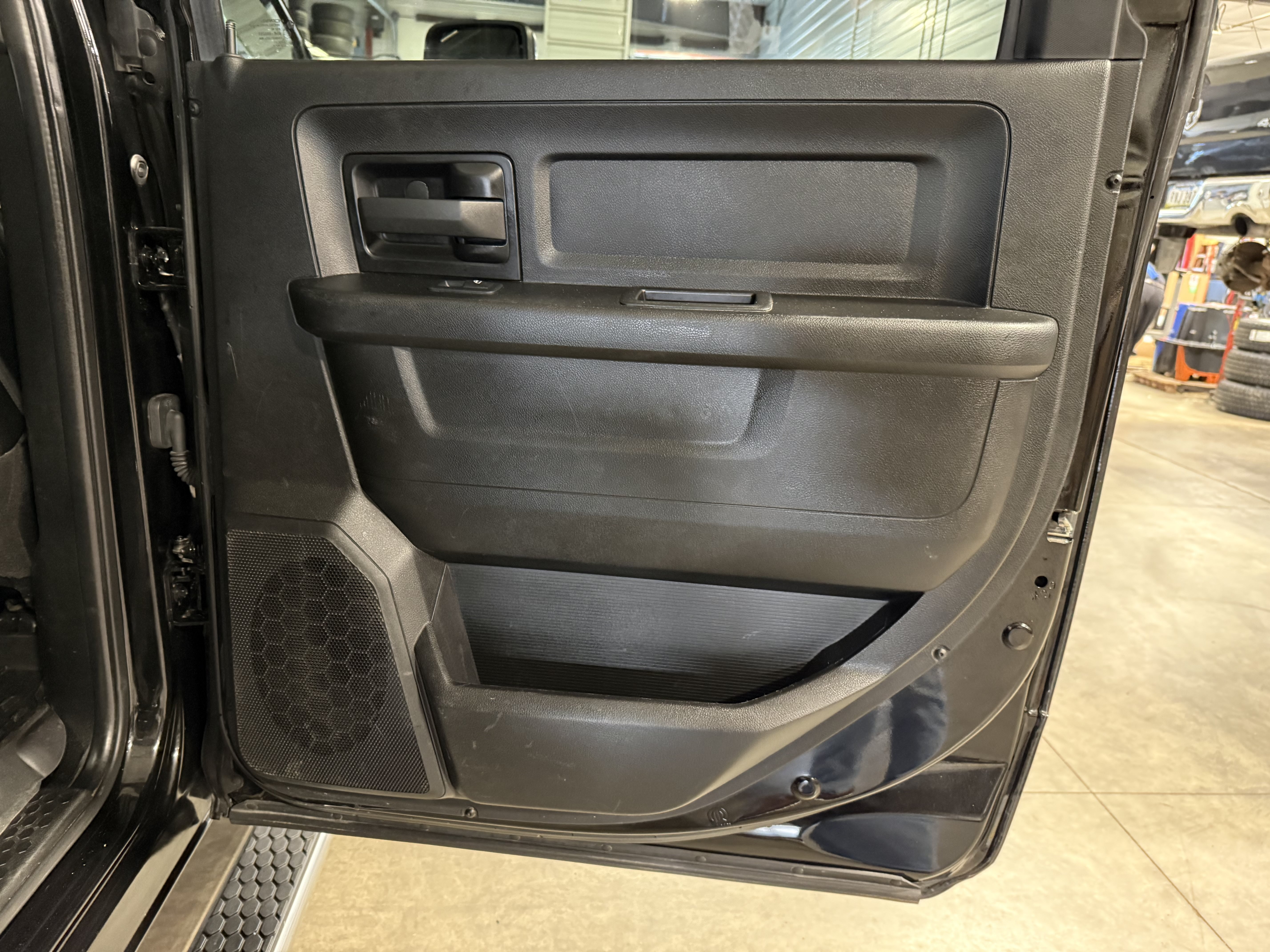 Used 2023 RAM 5500 Tradesman w/ Safety Group AWD/4WD image 16