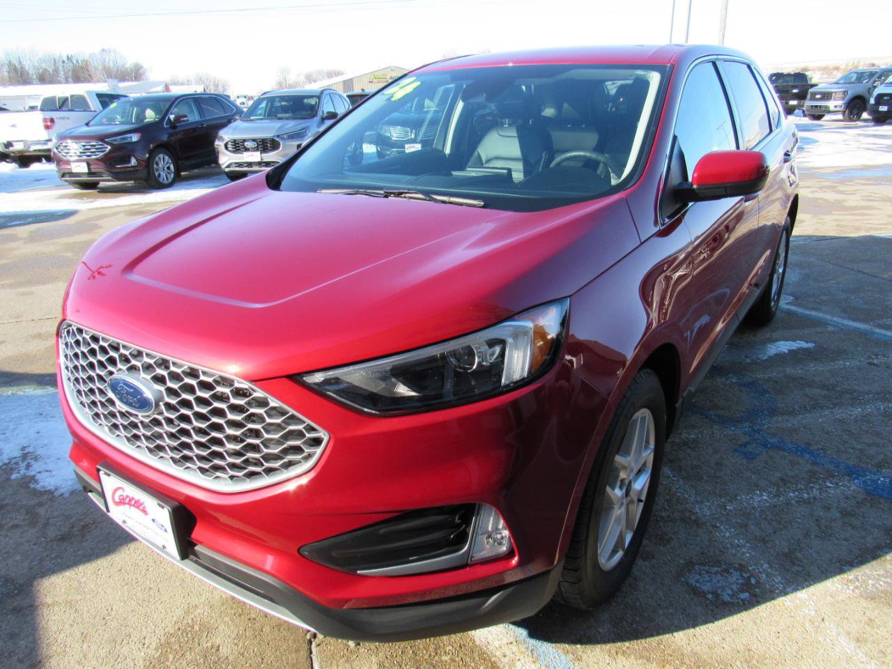 Used 2024 Ford Edge SEL w/ Convenience Package image 2