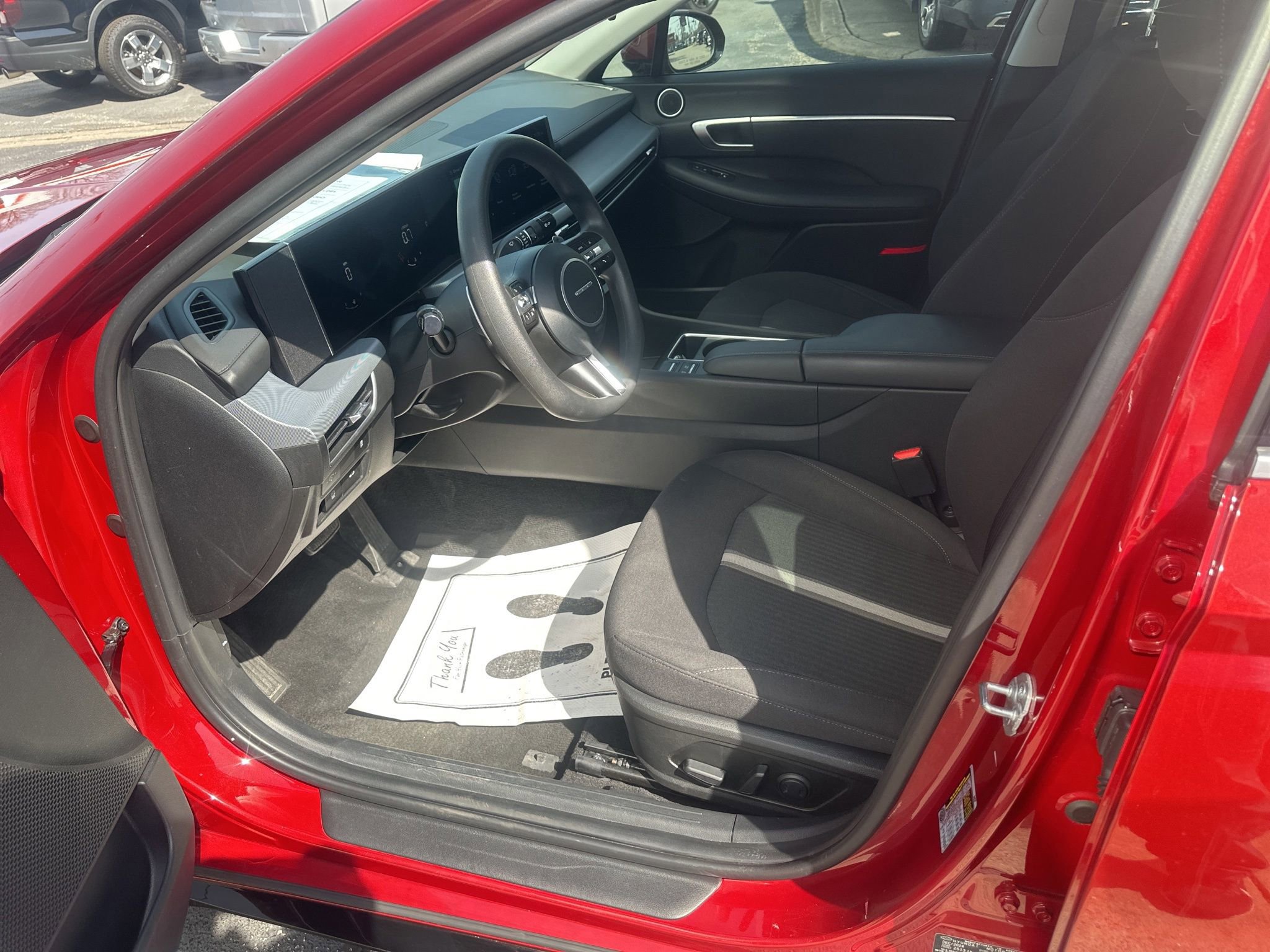 Used 2025 Hyundai Sonata SEL FWD image 16