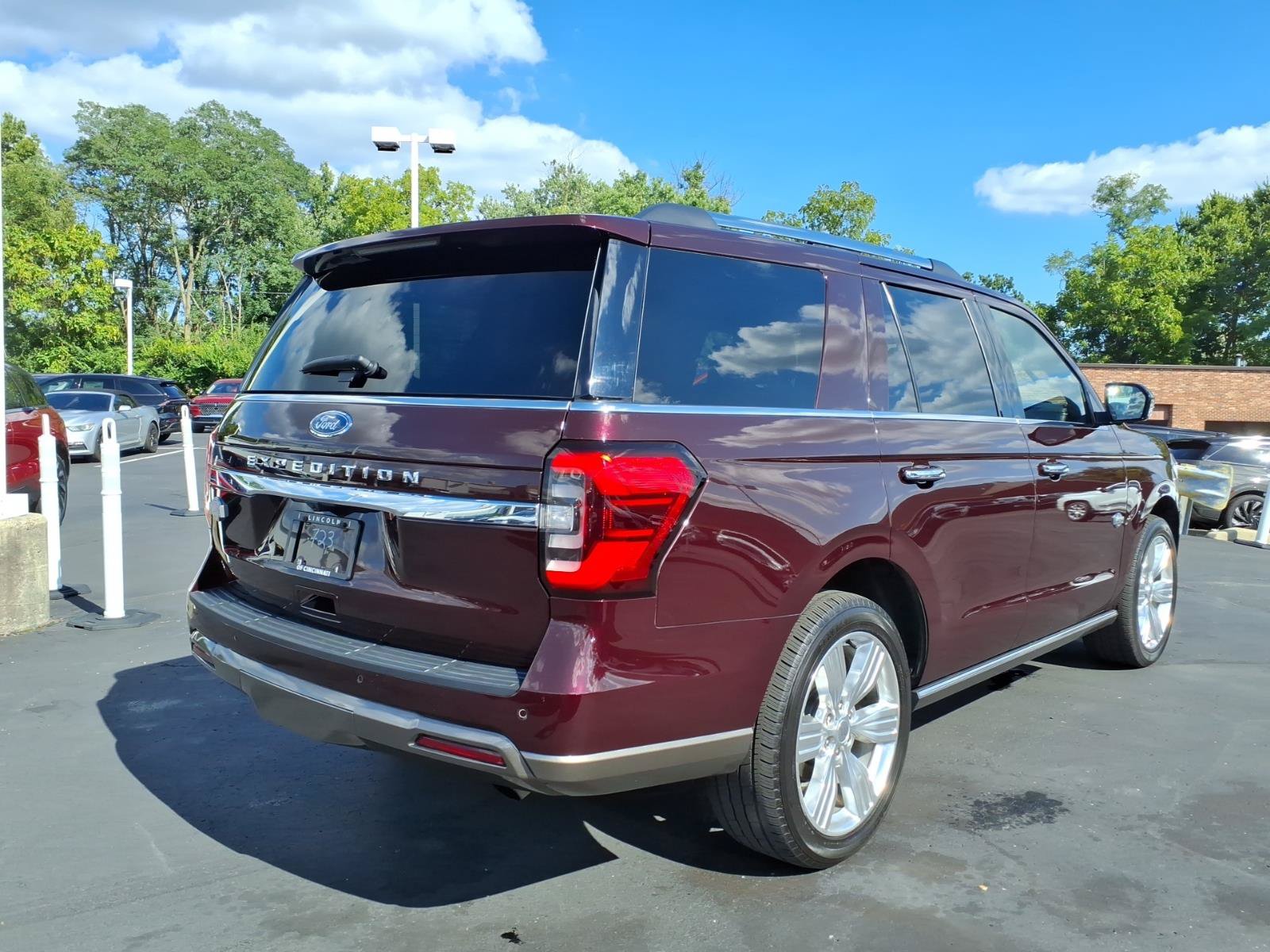 Used 2024 Ford Expedition King Ranch AWD/4WD image 7