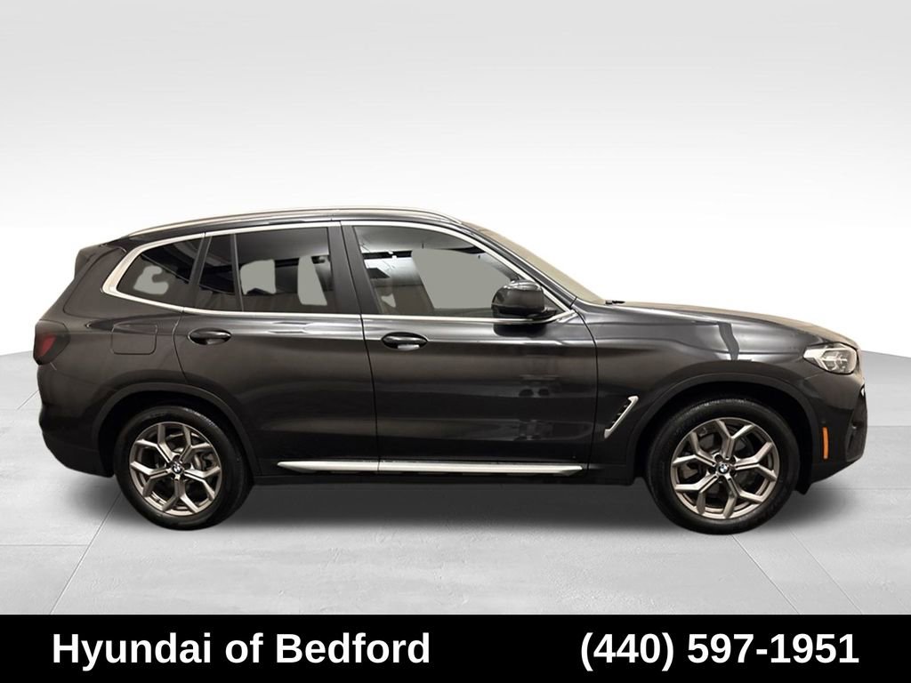Used 2023 BMW X3 xDrive30i w/ Premium Package w/ZPA AWD/4WD image 4