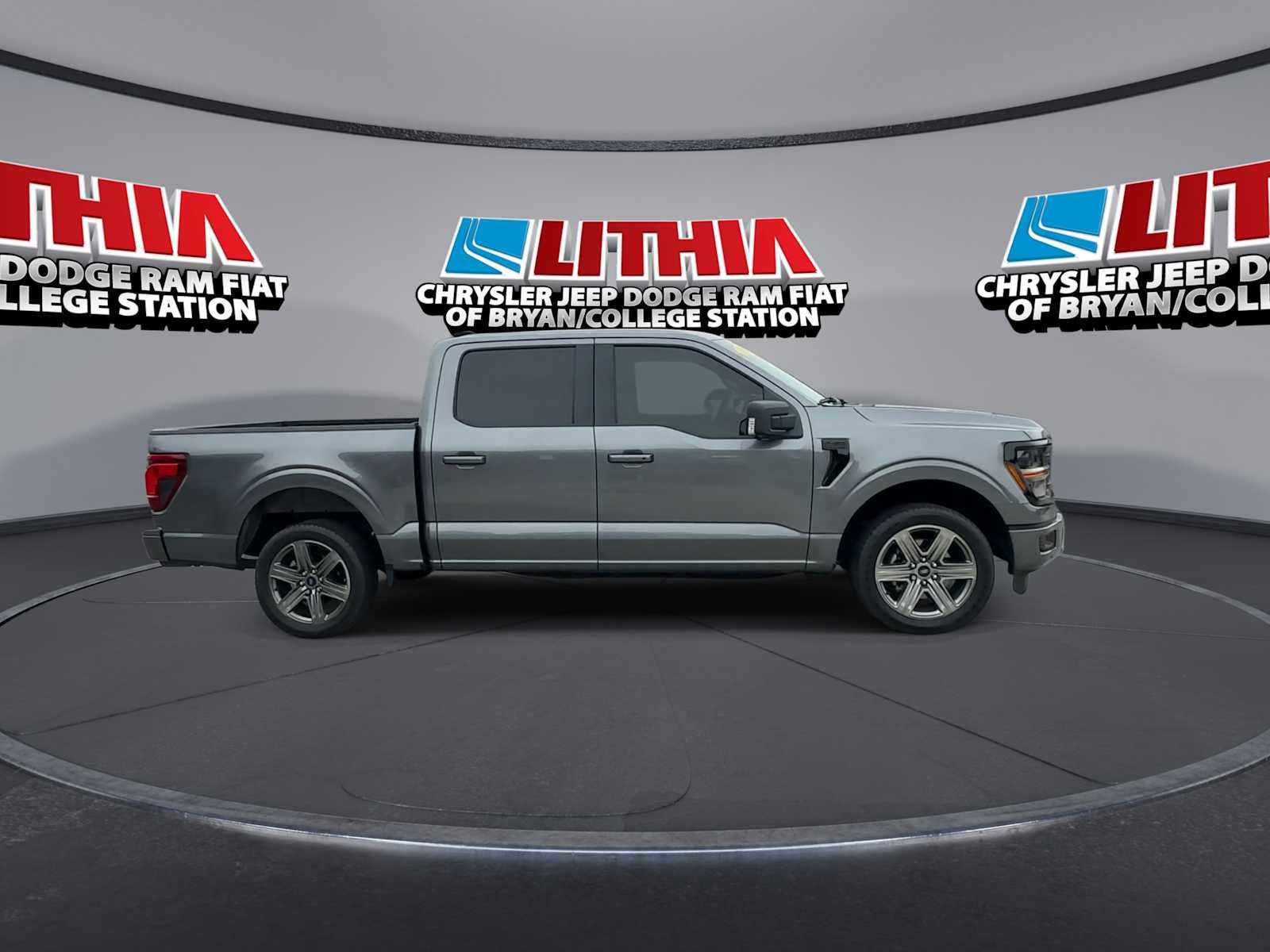 Used 2024 Ford F150 XLT w/ Equipment Group 302A MID RWD image 9