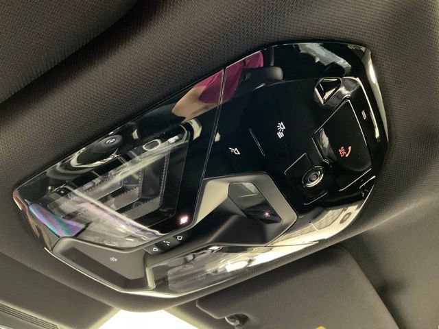 Used 2024 BMW i7 eDrive50 RWD image 18