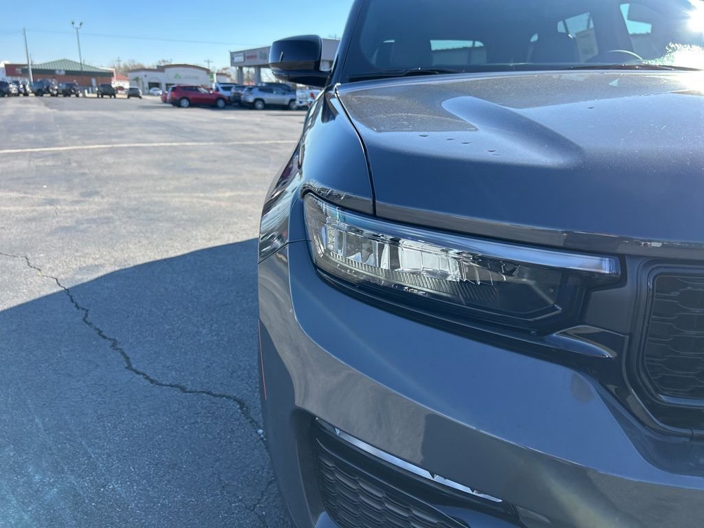 New 2025 Jeep Grand Cherokee Limited image 32