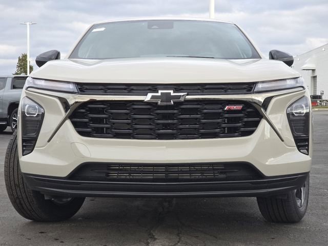 New 2026 Chevrolet Trax RS w/ Driver Confidence Package image 12