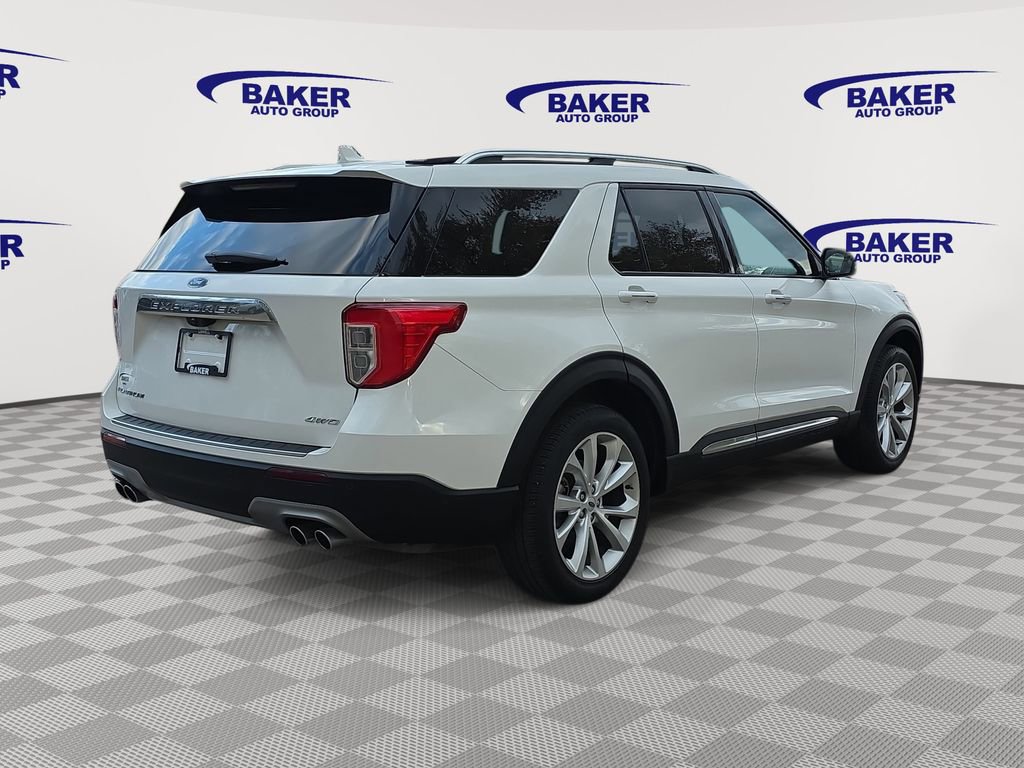 Used 2022 Ford Explorer Platinum w/ Equipment Group 601A image 3