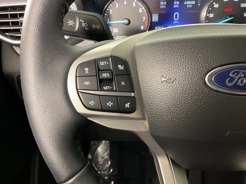 Used 2023 Ford Explorer XLT w/ Equipment Group 202A RWD image 25