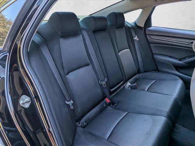 Used 2018 Honda Accord LX image 17