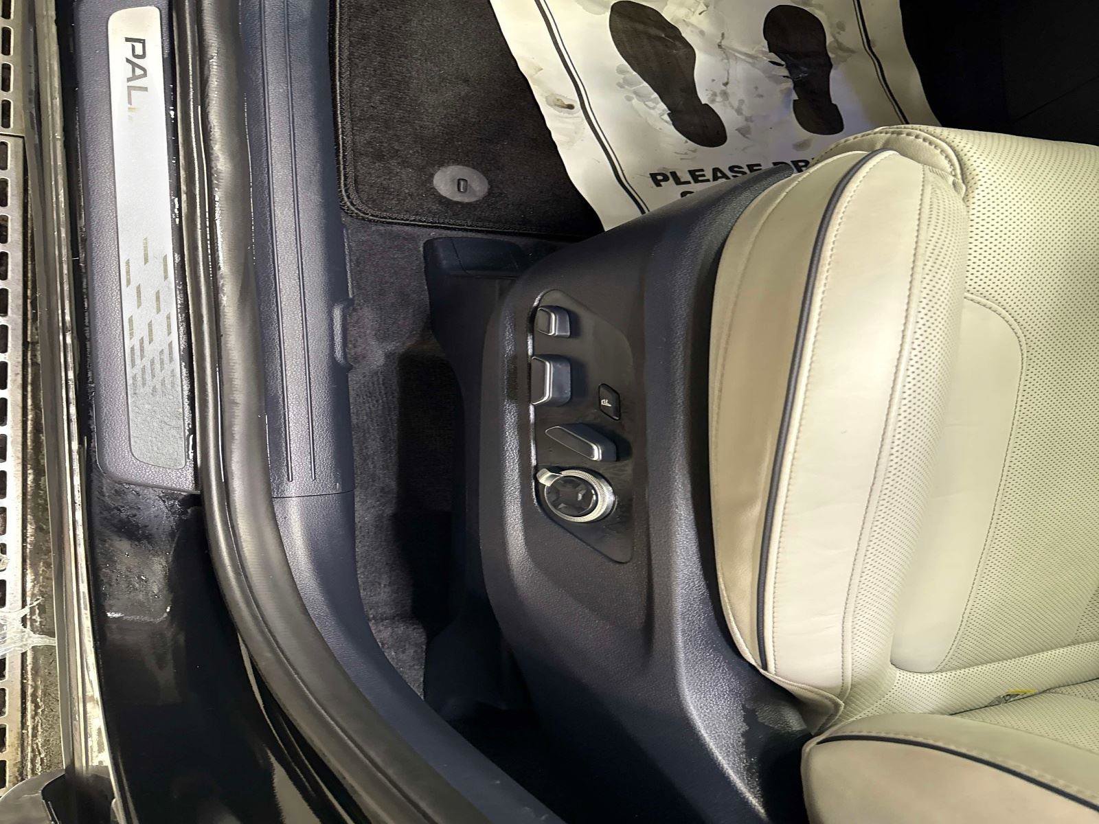 Used 2024 Hyundai Palisade Calligraphy image 20