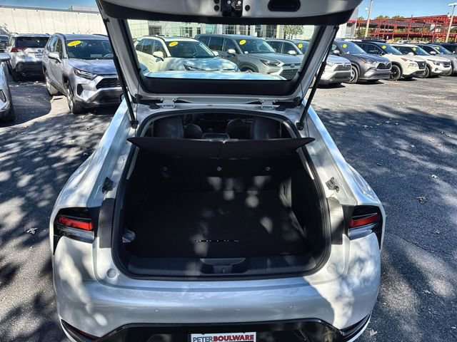 Used 2025 Toyota Prius XLE image 31