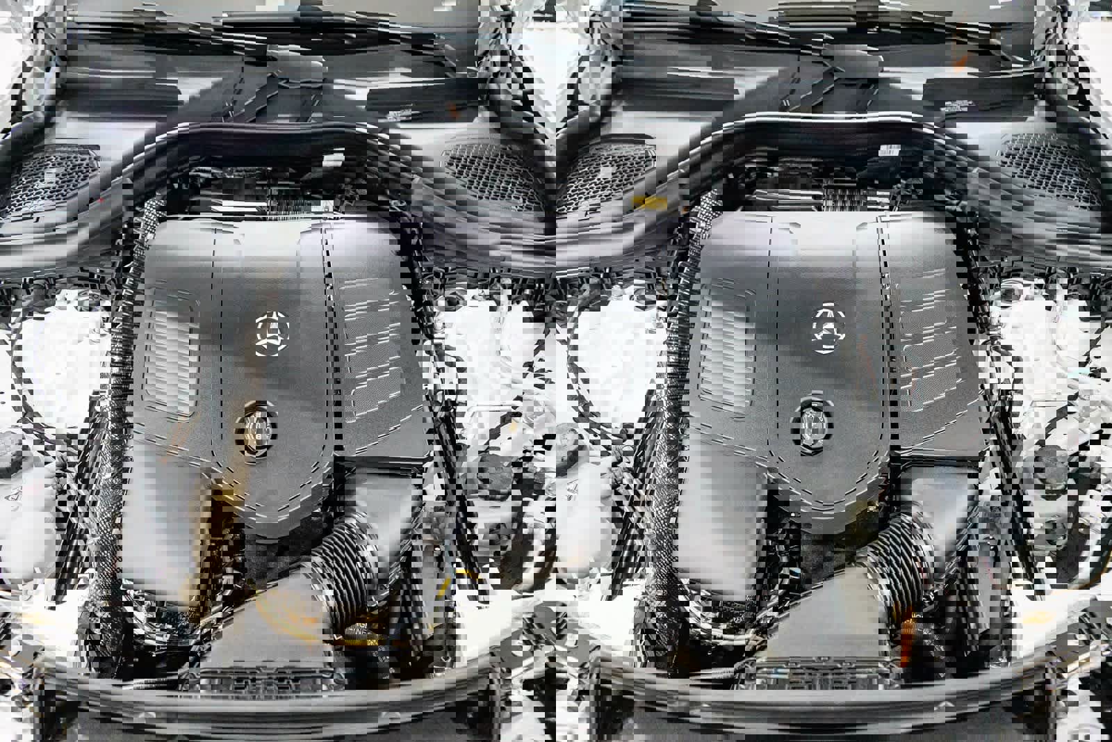 Used 2025 Mercedes-Benz GLC 300 image 27