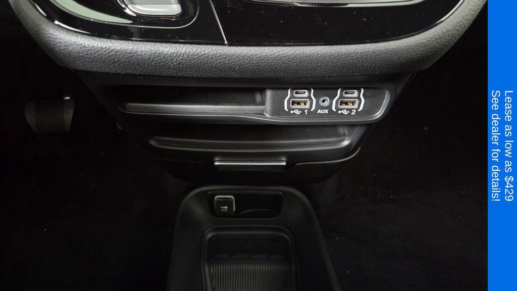 New 2025 Chrysler Pacifica Select w/ Fav Edition Package FWD image 28