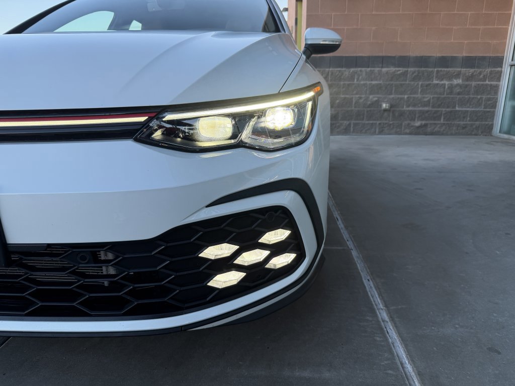 Used 2022 Volkswagen GTI SE w/ SE Leather Package image 11