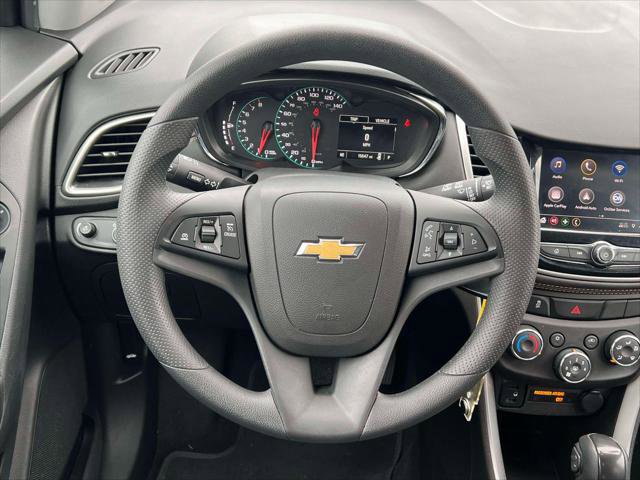 Used 2022 Chevrolet Trax LS w/ Tint and Cruise Package image 13