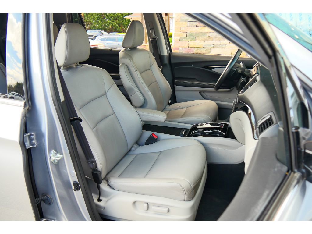 Used 2022 Honda Pilot Touring image 15