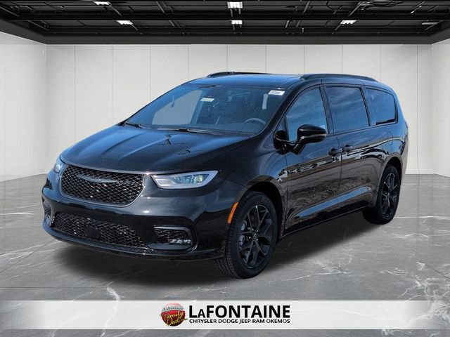 New 2026 Chrysler Pacifica Limited w/ S Appearance Package AWD/4WD image 1