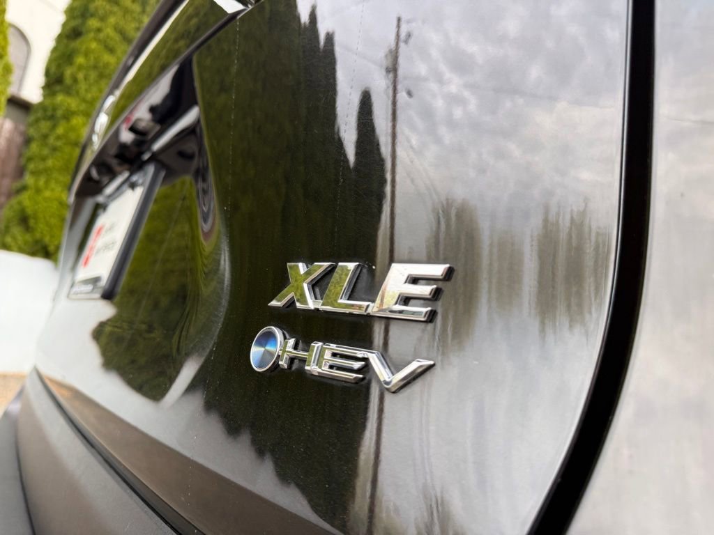 Certified 2025 Toyota RAV4 XLE image 8