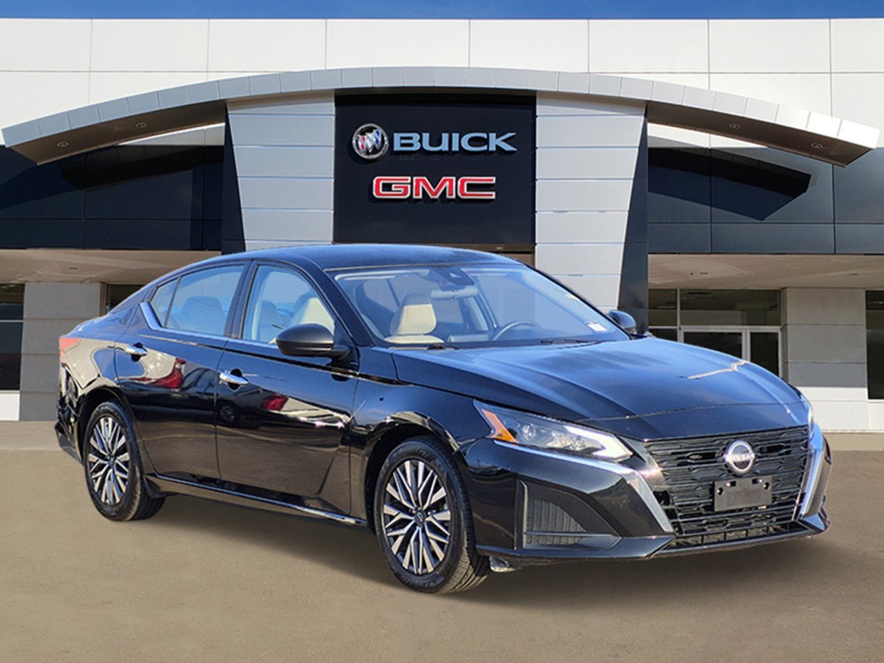 Used 2025 Nissan Altima 2.5 SV
