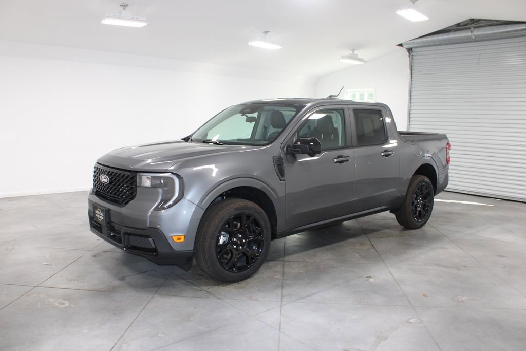 New 2025 Ford Maverick Lariat w/ Black Appearance Package image 3