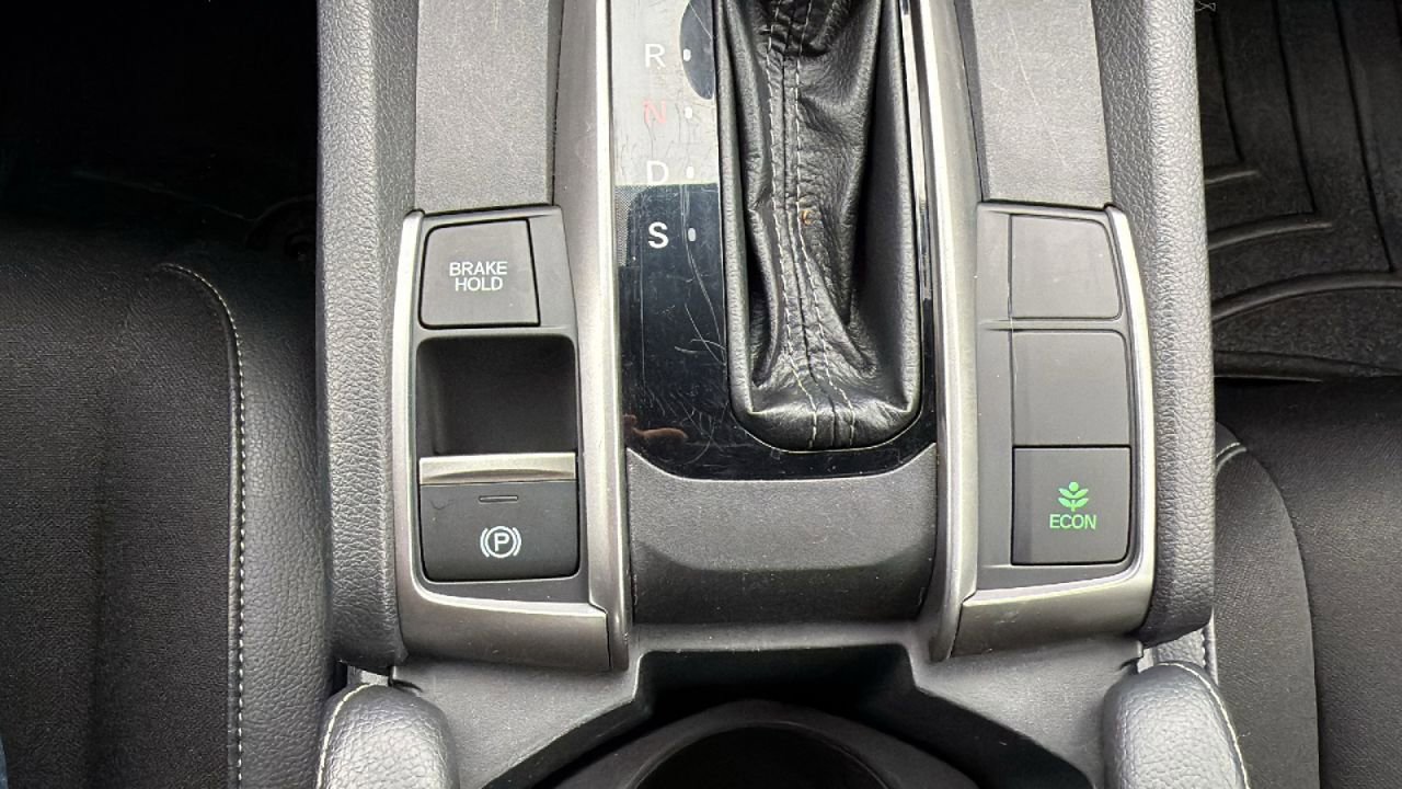 Used 2021 Honda Civic Sport image 22