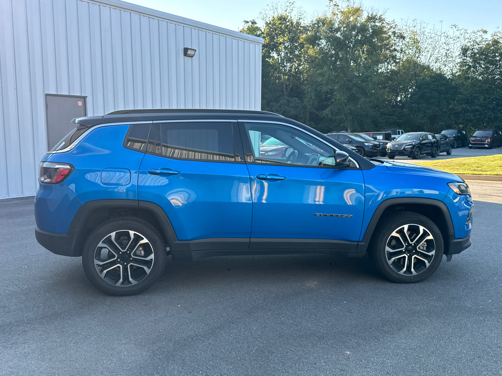 Used 2024 Jeep Compass Limited AWD/4WD image 4