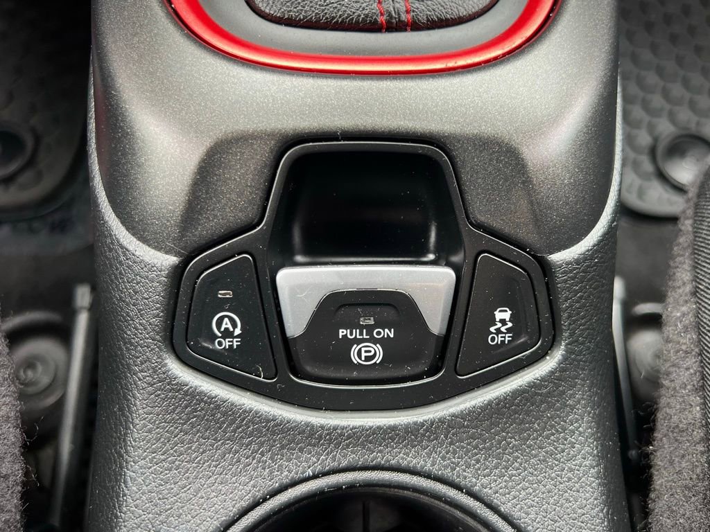 Used 2018 Jeep Compass Trailhawk AWD/4WD image 52
