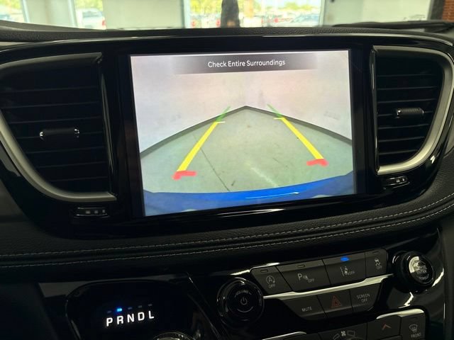 New 2027 Chrysler Pacifica Select AWD/4WD image 42
