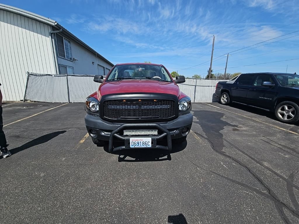 Used 2008 Dodge Ram 1500 Truck ST AWD/4WD image 2