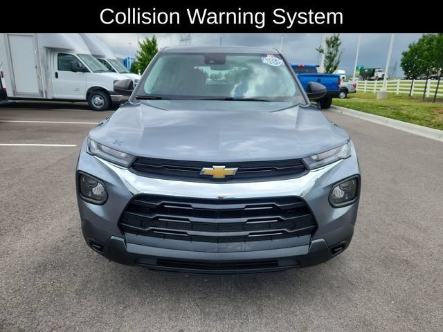 Used 2022 Chevrolet TrailBlazer LS FWD image 2